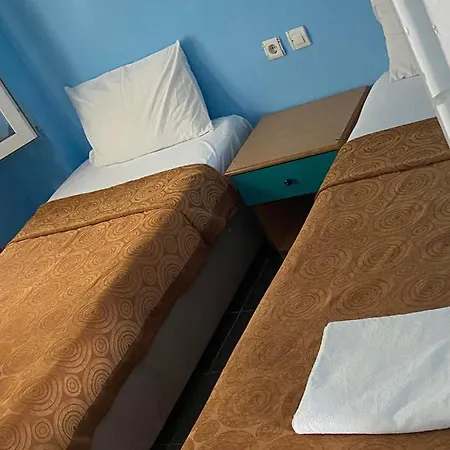 Ξενοδοχείο με διαμερίσματα Palm Club